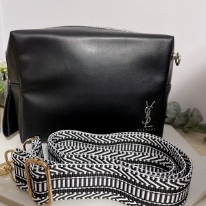 Yves Saint Laurent black Beauty :fragrance pouch with an interior pocket